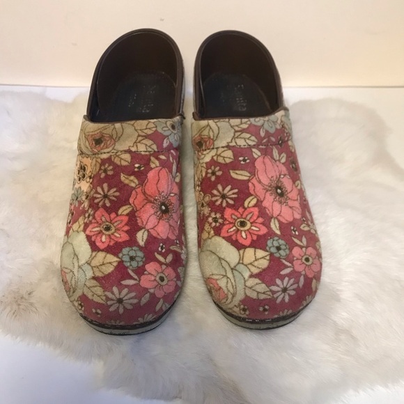 Sanita Vegan Floral Print Clog 38 / 7 red tan - Picture 2 of 9